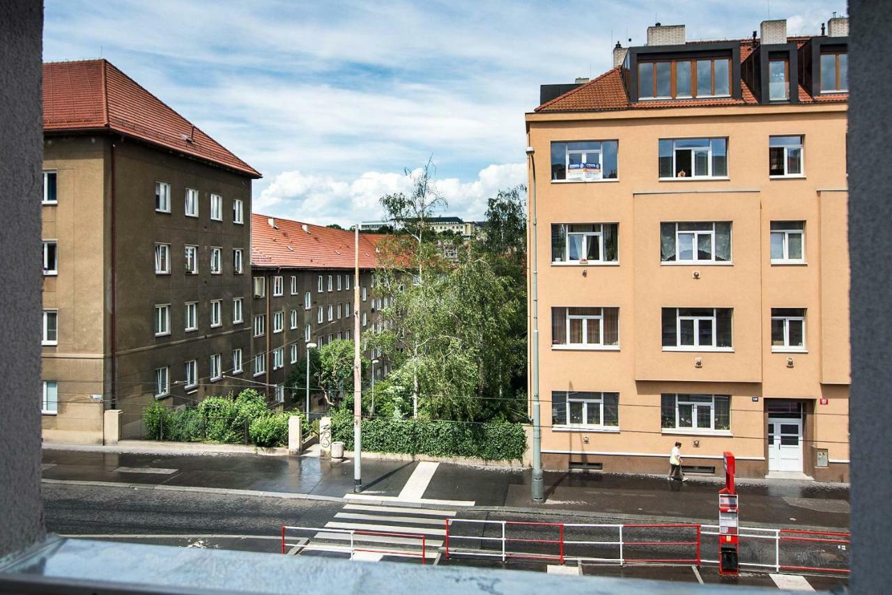 Cozy Apartments With Terrace Near Prague Castle Exterior photo